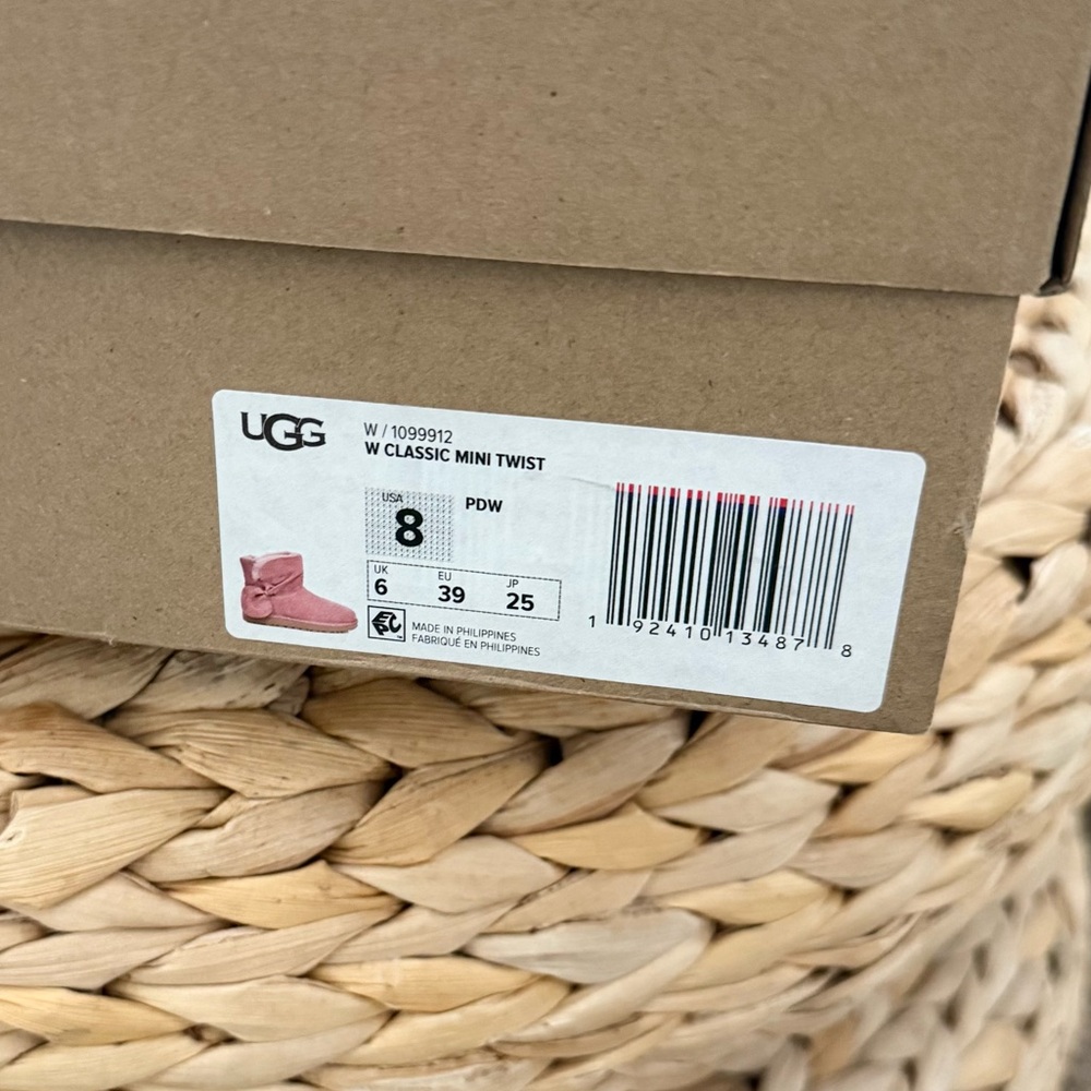 UGG Classic Mini Twist bow pink boots - Picture 6 of 6